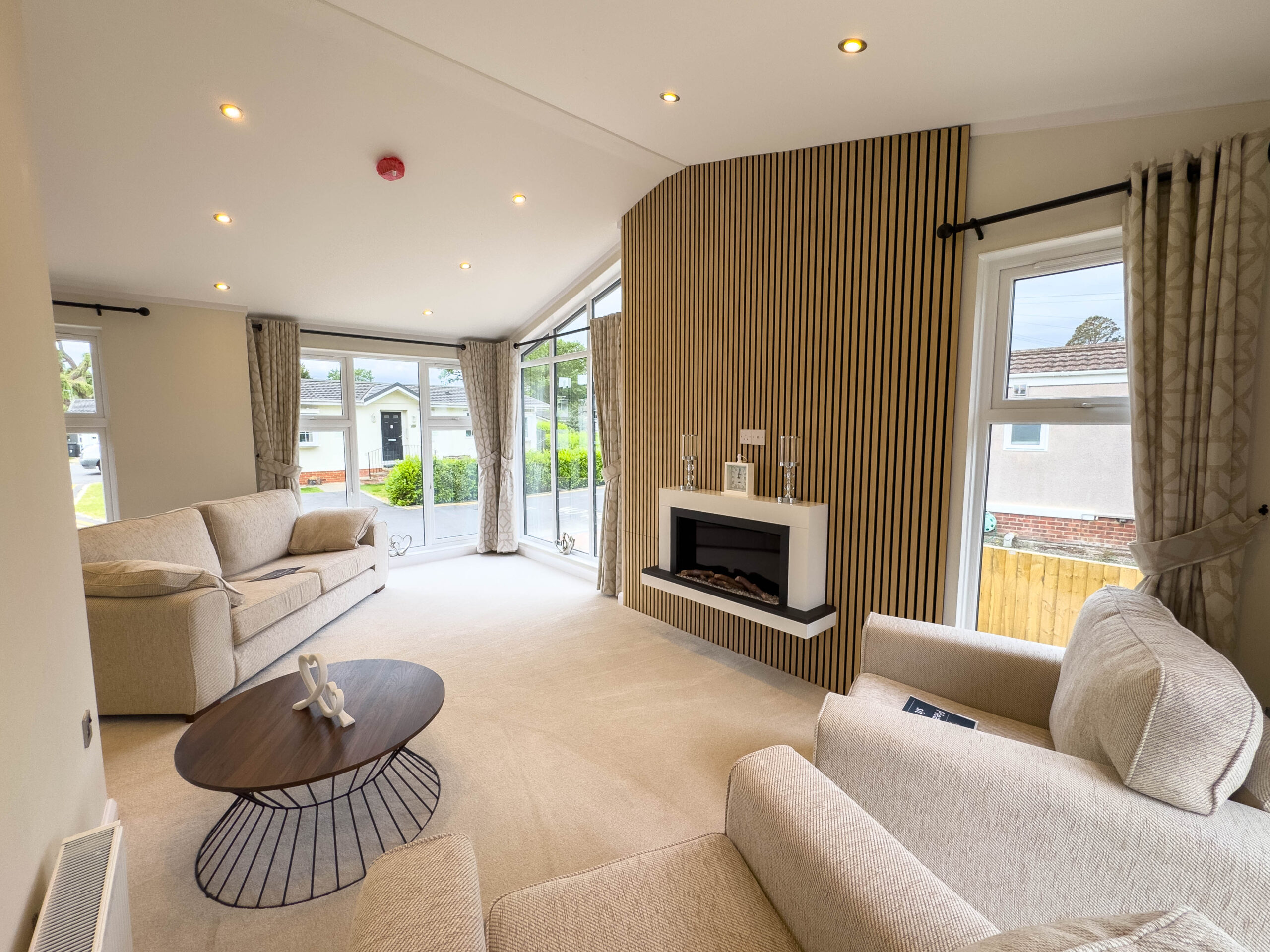 11 Dee Road