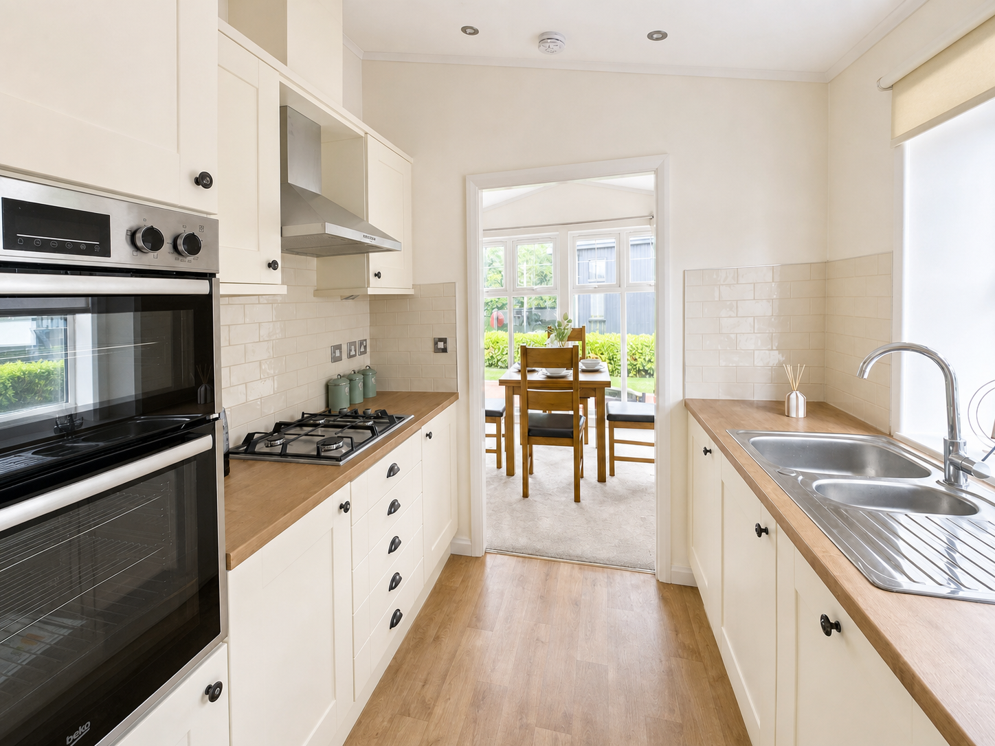 8A Thames Road
